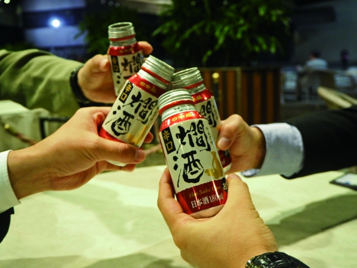 11/22（水）17時～21時　あたたかい日本酒を屋外で！